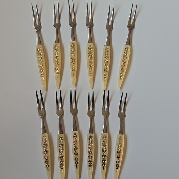 Vintage Japan Stainless Appetizer Mini Forks Set of 12 hors d'oeuvres Cocktails - Picture 5 of 15